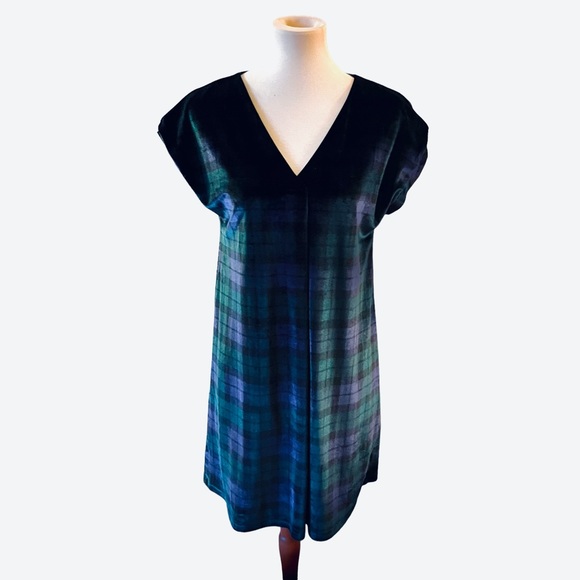 Vineyard Vines Tartan Plaid Velvet - Picture 2 of 6